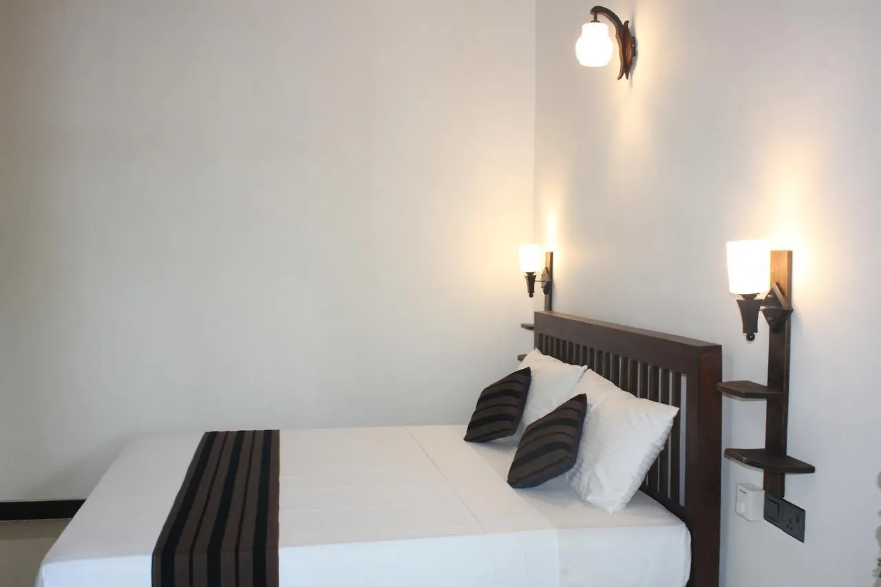 Ali Adi Eco Lodge Sigiriya 0*,